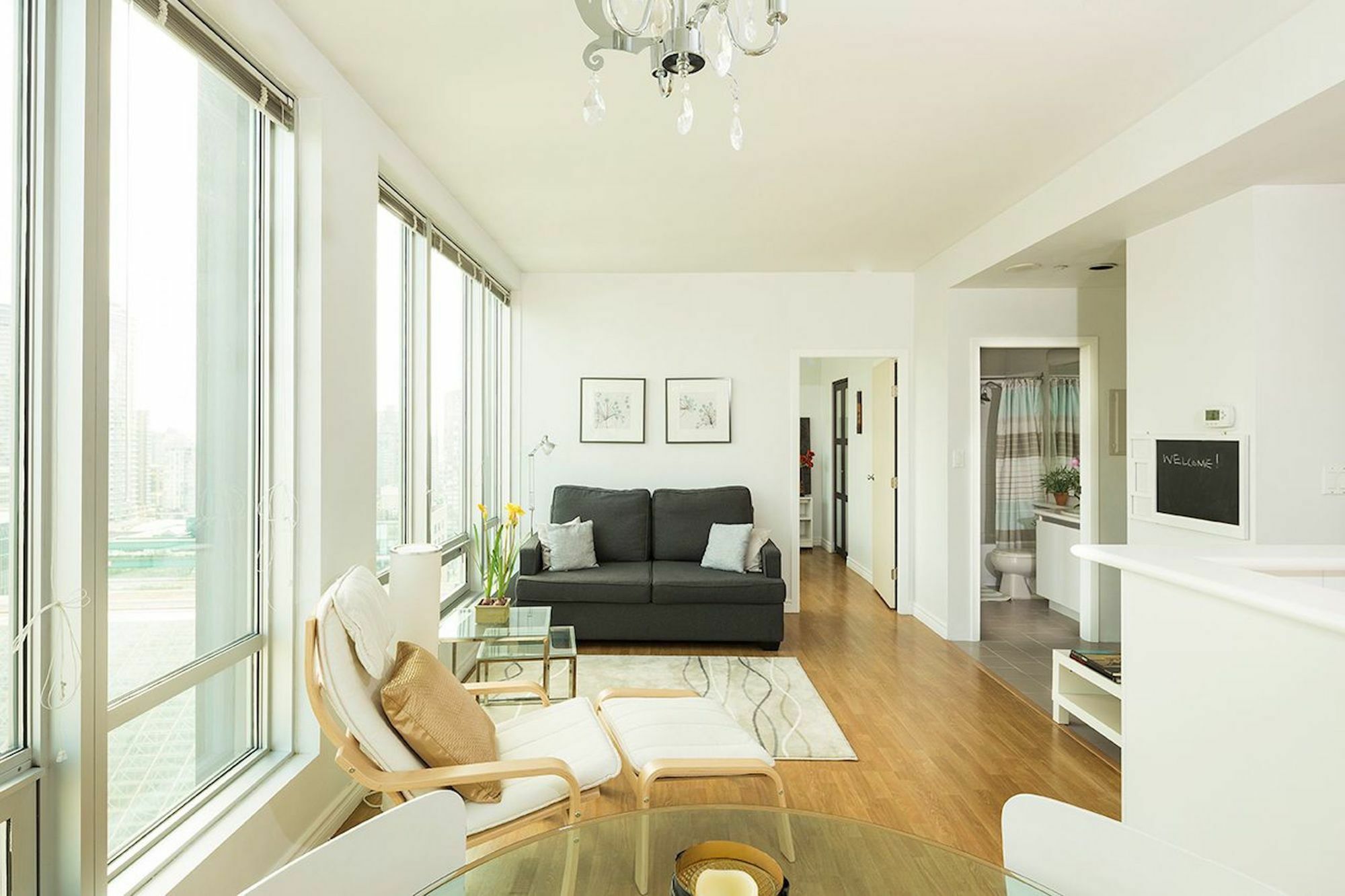 Central 1Br In Downtown Vancouver By Sonder Hotel ภายนอก รูปภาพ